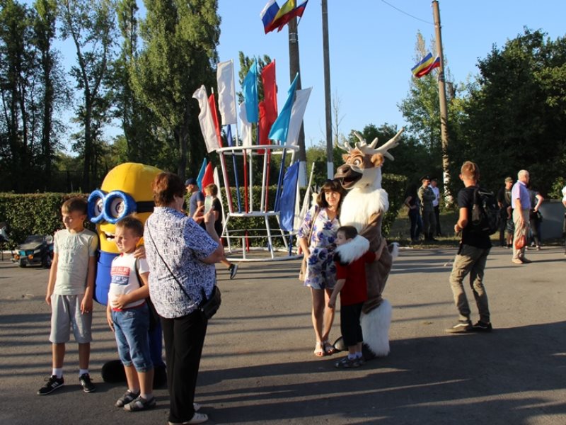 Погода в гукова на неделю. С днем города Гуково. Город Гуково день города. День города Гуково 2019. С днем Шахтера Гуково.