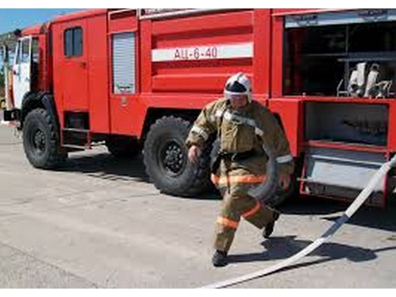 Команда пожарной службы. Пожарная команда воинской части. Военные пожарные. Военная пожарная часть. Пожарно спасательные войска.