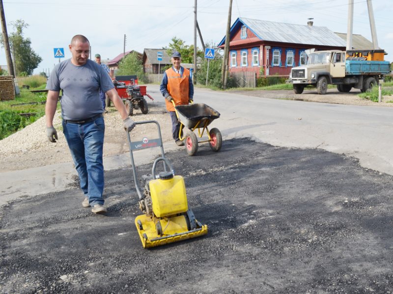 Мбу благоустройство. Шахунья МПУ благоустройство. Уборка улиц г Шахунья. Ремонт дорог в г.Шахунья.