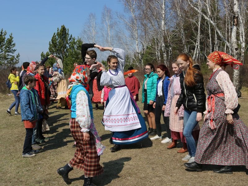 Погода в красной горке. Красная горка 2023. Красная горка 2019. Красная горка фото. Красная горка 2021.