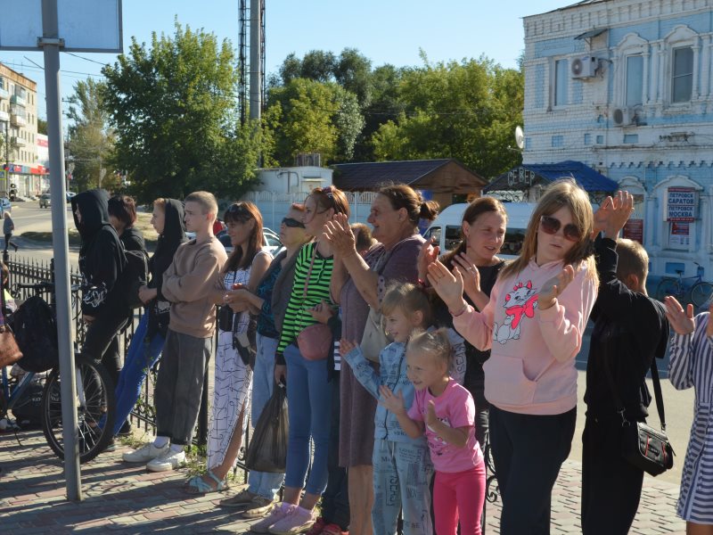 Погода в петровске сегодня по часам