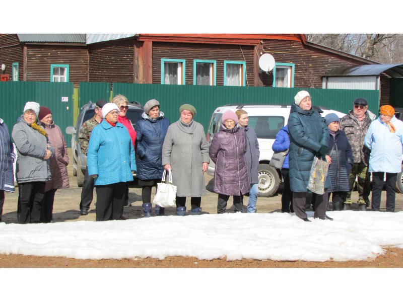 Поселок пришел. Веселый поселок.