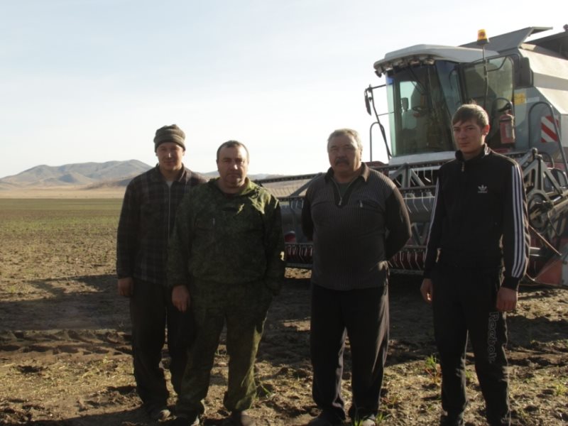 Погода целинном краснодарский край. Республика Хакасия Ширинский район поселок борец. Совхоз Целинный Ширинский район. Совхоз борец Ширинского района Республики Хакасия. Совхоз борец Ширинского района Республики Хакасия директор 1998г..