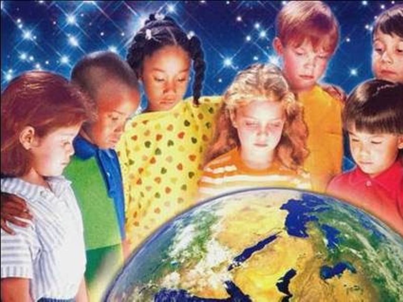 Дети земли авторы. Планеты для детей. Планета земля для детей. Дети мир на планете. Дети будущее планеты.