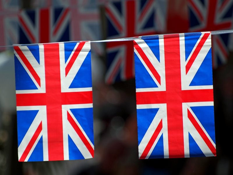 Почему флаг англии. Флаг Великобритании. Цвет флага Англии. Образование флага Великобритании. Цвета флага Британии.