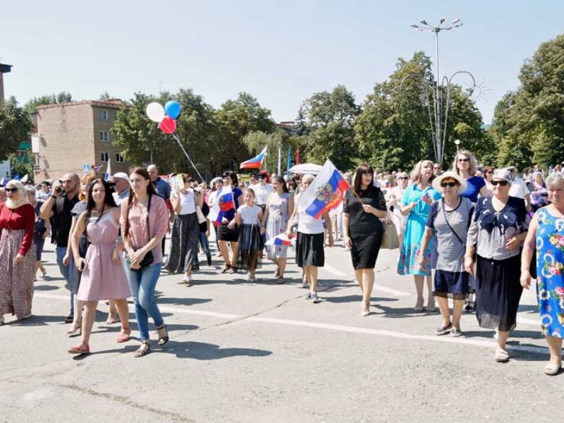 Моздоке на 10 дней. Население Моздока 2021. Моздок жители. Праздник в Моздоке. События в Моздоке.