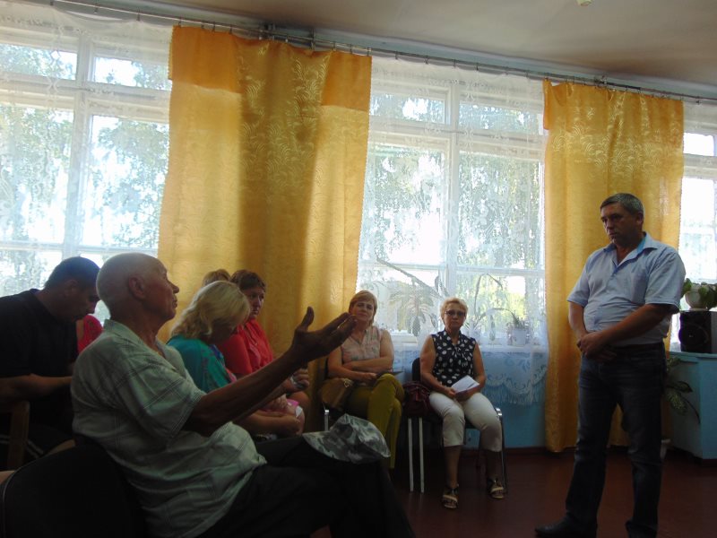 Встречи с жителями в Петровском МО