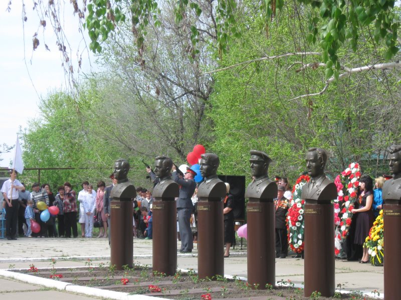 Буда памятник. Конкурс «памятники героям» Ярославской обоасти.