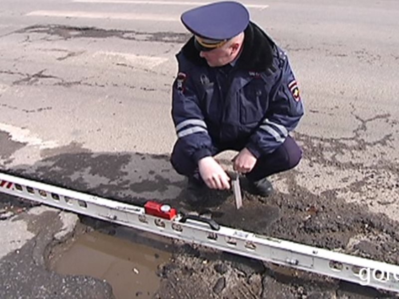 Проверка дорогой. Прокуратура проверка дорог. Проверки дорог прокурор. Дорожный смотритель. Прокуратура дороги.