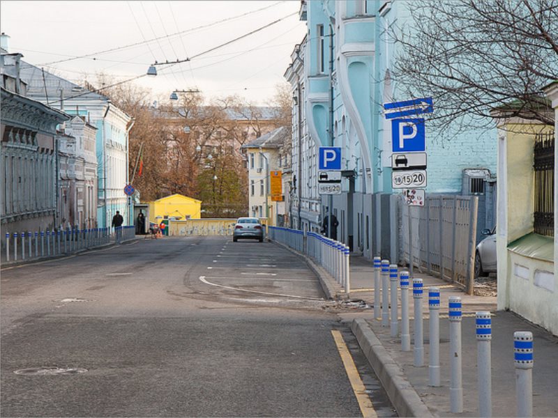 Садовое кольцо парковка. Парковочный карман.