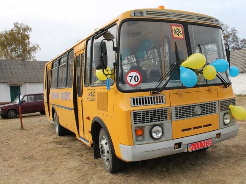 Желтые автобусы дети. Школьный автобус. Школьный автобус ПАЗ. Автобус ПАЗ дети. Школьные автобусы ПАЗИКИ.