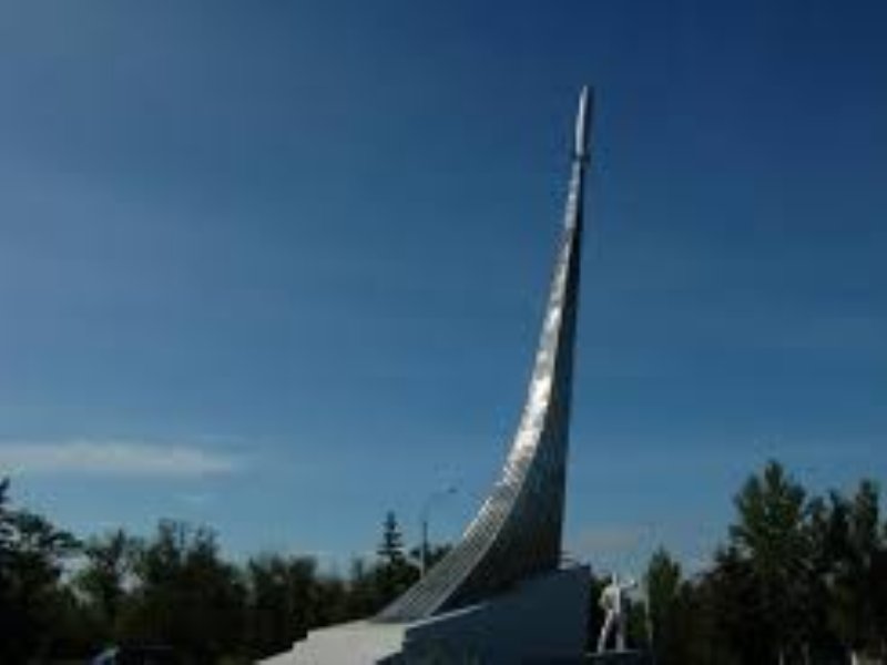 Памятник первому полету в космос