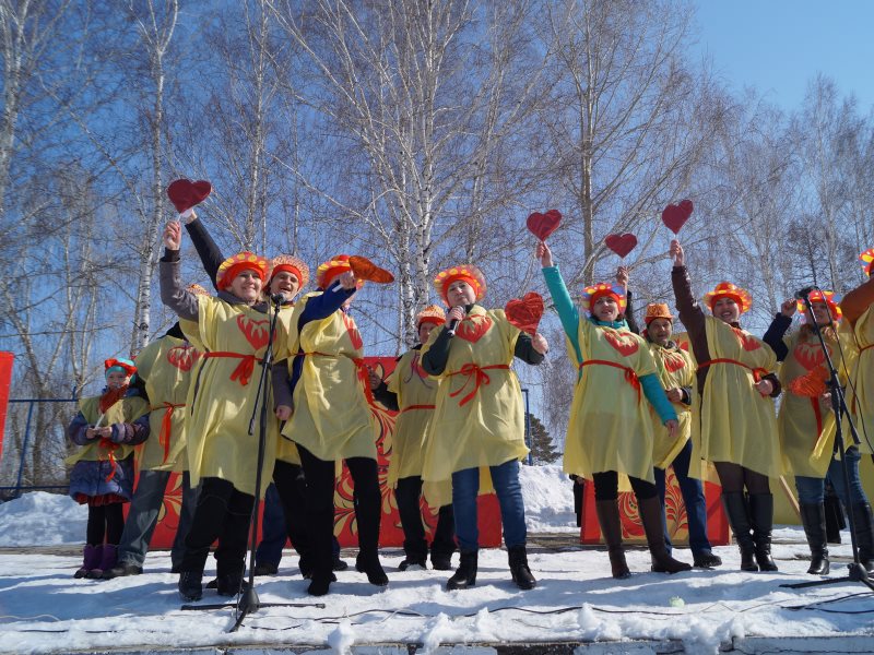 Погода мартыново алтайский край на 10. Молодецкие игры. Молодецкая. Меленки Русичи Овсянкин. Меленки фото праздников.