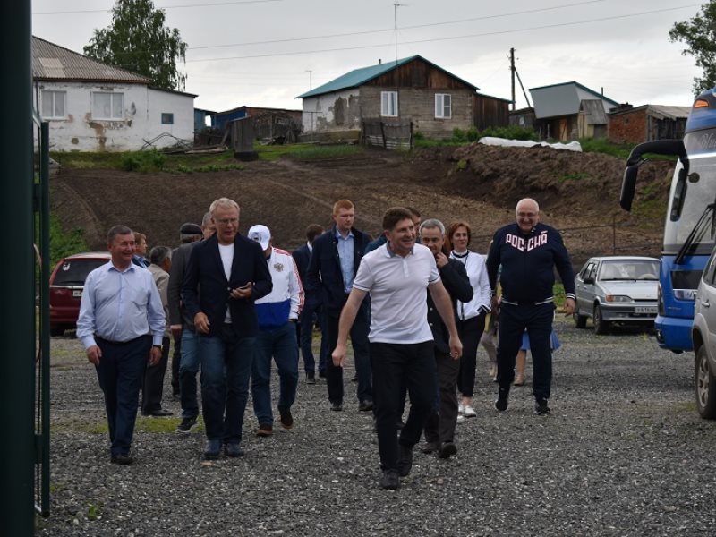 Село бочкари алтайский край. Село Бочкари Целинный район. Поселок Бочкари Алтайский край. С Бочкари Целинного района Алтайского края. Бейфорт Павел Яковлевич Дружба.