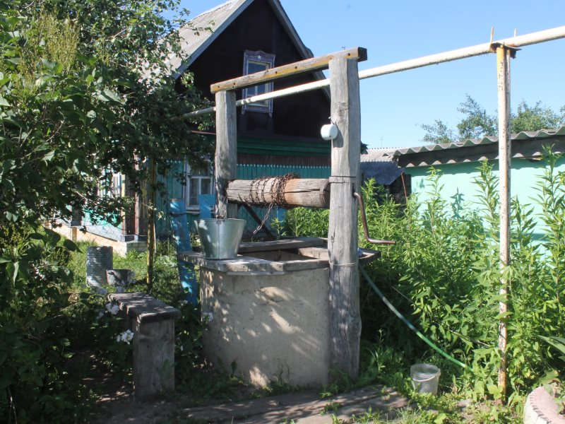 Станок водица. Колодец в Узбекистане. Много колодцев.